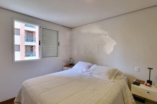 Apartamento à venda com 2 quartos, 102m² em Ibirapuera, São Paulo