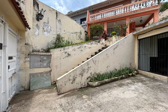 Garagem de casa à venda com 2 quartos, 211m² em Vila Albertina, São Paulo