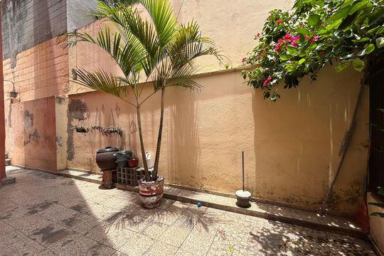 Quintal lateral  de casa à venda com 2 quartos, 211m² em Vila Albertina, São Paulo