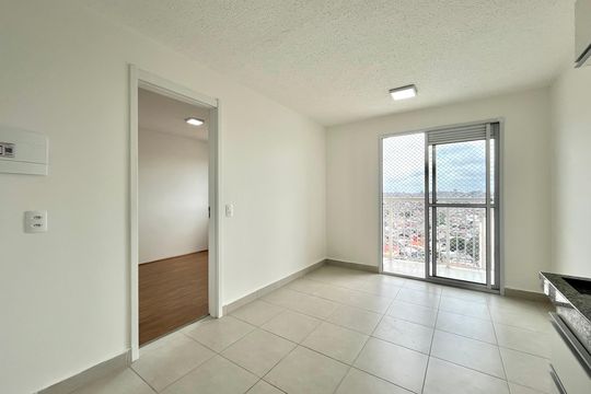 Apartamento para alugar com 1 quarto, 30m² em Jardim Itacolomi, São Paulo