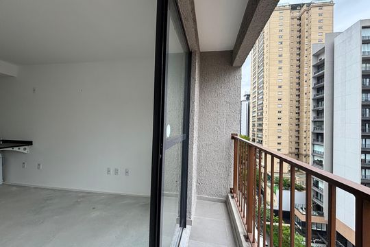 Varanda de kitnet/studio à venda com 1 quarto, 25m² em Vila Olímpia, São Paulo