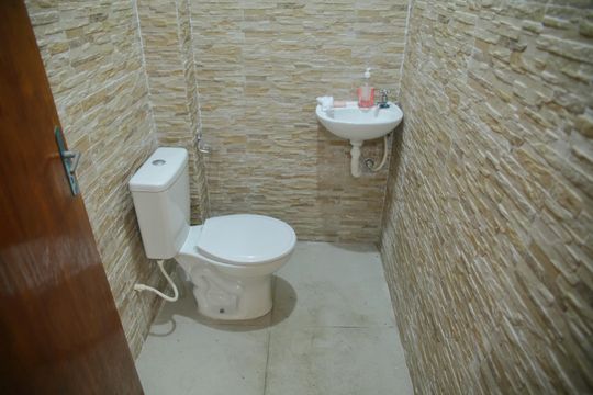 Banheiro de serviço de casa à venda com 2 quartos, 140m² em Vila Santa Izabel, São Bernardo do Campo