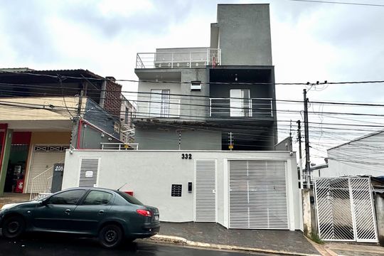 Fachada  de casa à venda com 2 quartos, 87m² em Itaquera, São Paulo