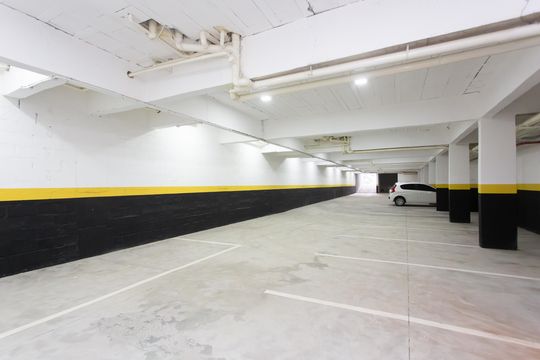 Garagem  de casa à venda com 2 quartos, 87m² em Itaquera, São Paulo