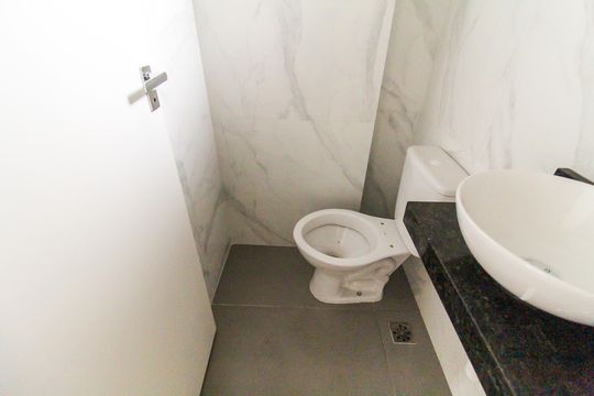 Lavabo de apartamento à venda com 2 quartos, 87m² em Itaquera, São Paulo