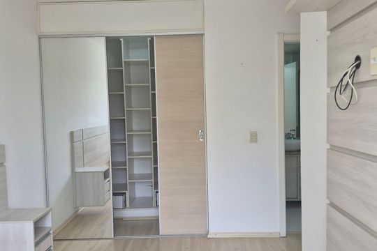 Apartamento para alugar com 3 quartos, 72m² em Jardim Sabará, Porto Alegre
