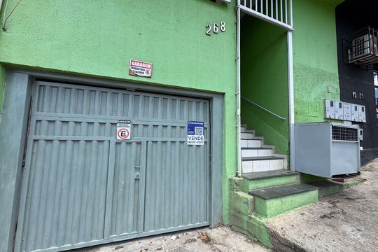 Apartamento à venda com 3 quartos, 600m² em Lindéia, Contagem