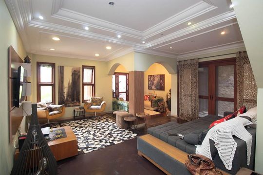 Casa de Condomínio para alugar com 4 quartos, 588m² em Vila Albertina, São Paulo