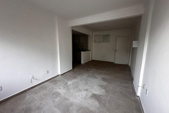 Sala de apartamento para alugar com 1 quarto, 50m² em Ilha Porchat, São Vicente