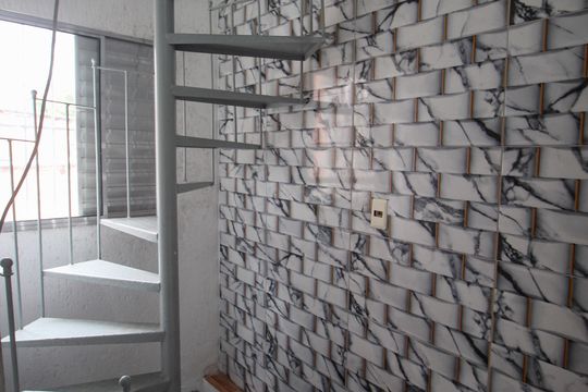 Escada de casa à venda com 2 quartos, 70m² em Jardim Sul Sao Paulo, São Paulo