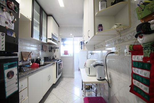 Apartamento à venda com 3 quartos, 74m² em Jardim das Palmas, São Paulo