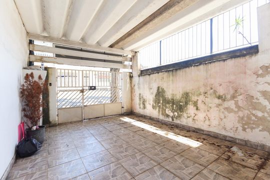 Garagem de casa à venda com 2 quartos, 241m² em Itaquera, São Paulo