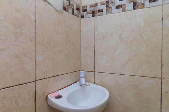 Banheiro de kitnet/studio para alugar com 1 quarto, 16m² em Vila Congonhas, São Paulo
