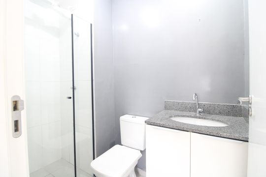 Banheiro de apartamento à venda com 2 quartos, 38m² em Socorro, São Paulo
