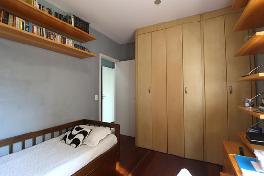 Quarto 1 de apartamento à venda com 3 quartos, 120m² em Itaim Bibi, São Paulo
