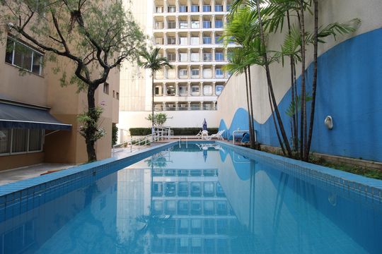 Área Comum - Piscina de apartamento à venda com 3 quartos, 120m² em Itaim Bibi, São Paulo