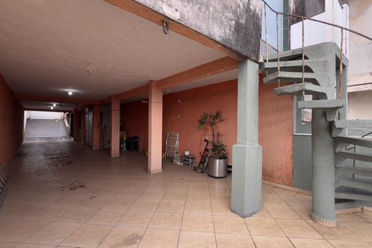 Garagem de casa à venda com 3 quartos, 250m² em Parque Continental Ii, Guarulhos