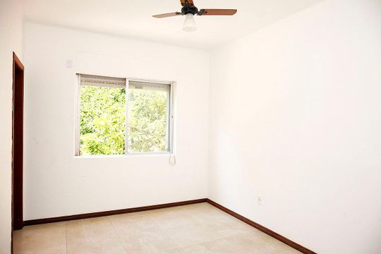 Quarto Suíte de apartamento à venda com 1 quarto, 50m² em Centro Histórico, Porto Alegre