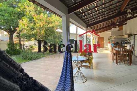 Casa à venda com 3 quartos, 285m² em Taquara, Rio de Janeiro