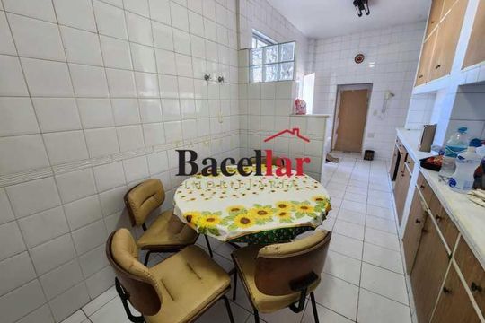 Apartamento à venda com 5 quartos, 250m² em Maracanã, Rio de Janeiro
