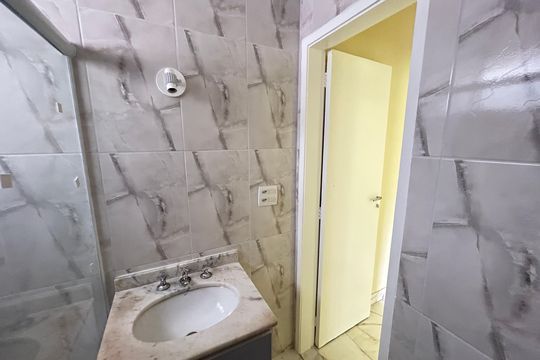 Banheiro de apartamento à venda com 2 quartos, 72m² em Méier, Rio de Janeiro