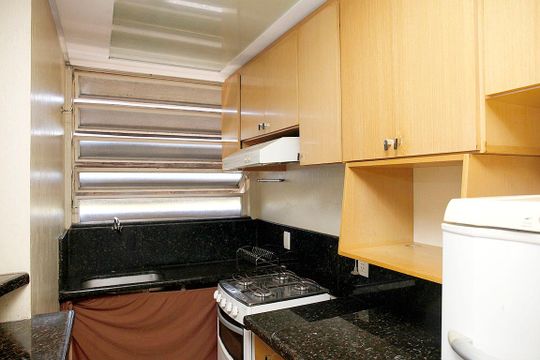 Cozinha de apartamento à venda com 1 quarto, 50m² em Centro Histórico, Porto Alegre