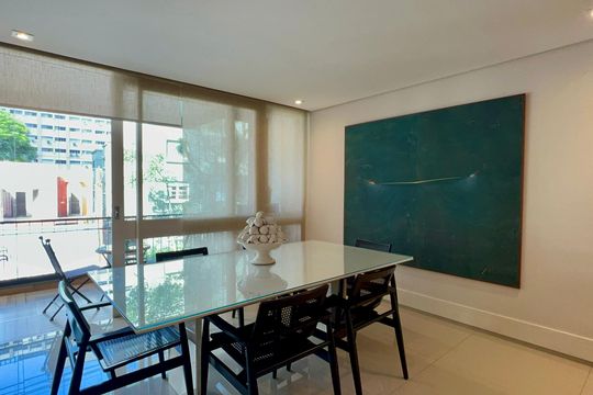 Sala de Jantar de apartamento à venda com 3 quartos, 200m² em Jardim Paulista, São Paulo