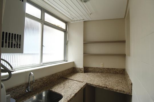 Área de Serviço de apartamento à venda com 2 quartos, 81m² em Bela Vista, Porto Alegre