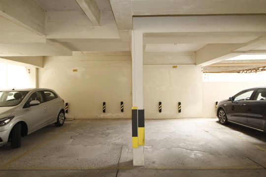 Garagem de apartamento à venda com 2 quartos, 81m² em Bela Vista, Porto Alegre