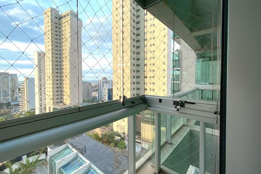 Varanda Sala de TV de apartamento à venda com 5 quartos, 464m² em Belvedere, Belo Horizonte