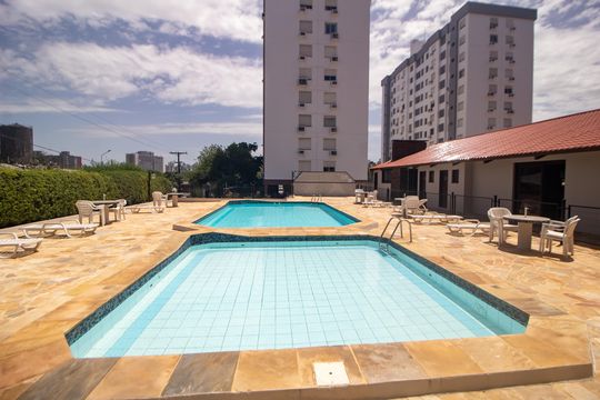 Área comum - Piscina de apartamento à venda com 2 quartos, 76m² em Partenon, Porto Alegre