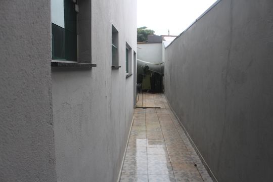Quintal de casa para alugar com 3 quartos, 237m² em Cerâmica, São Caetano do Sul