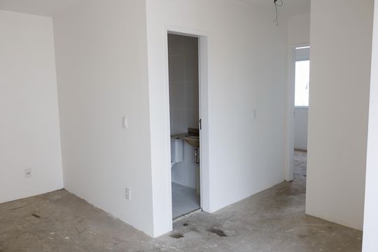 sala de apartamento para alugar com 2 quartos, 61m² em Km 18, Osasco