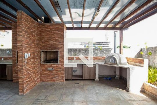 Área comum - Churrasqueira de apartamento para alugar com 2 quartos, 61m² em Km 18, Osasco