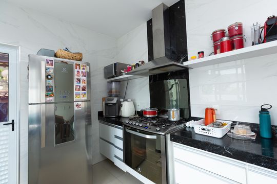 Casa para alugar com 3 quartos, 150m² em Vila Paris, Contagem