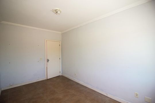 Quarto 1 de casa à venda com 3 quartos, 190m² em Guarujá, Porto Alegre