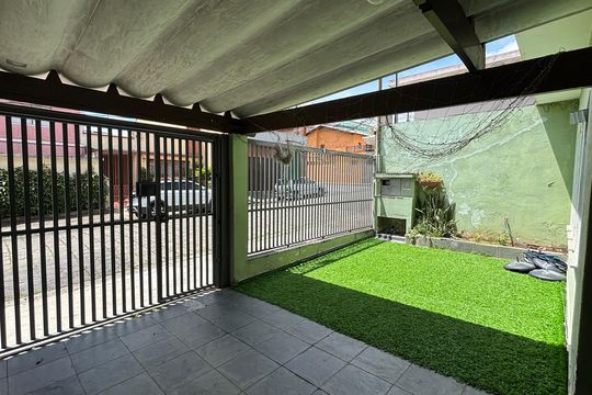 Garagem de casa à venda com 3 quartos, 171m² em Vila Homero Thon, Santo André