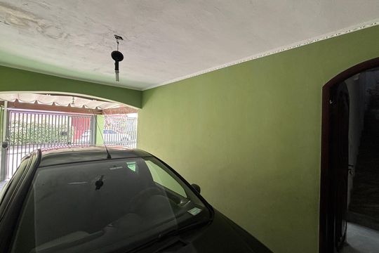 Garagem de casa à venda com 3 quartos, 171m² em Vila Homero Thon, Santo André