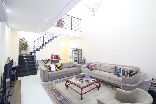 Casa à venda com 6 quartos, 280m² em Interlagos, São Paulo