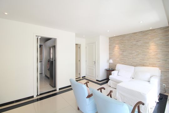 Sala de apartamento à venda com 3 quartos, 94m² em Vila Campo Grande, São Paulo