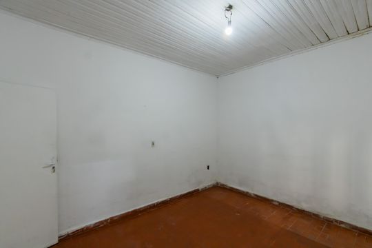 Quarto de casa para alugar com 1 quarto, 540m² em Parque Boturussu, São Paulo