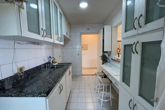 Cozinha de apartamento à venda com 3 quartos, 74m² em Jardim Peri Peri, São Paulo