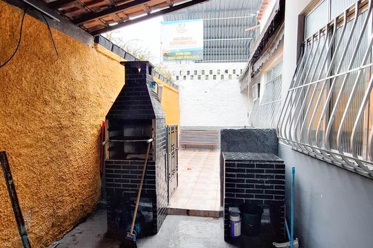 Quintal de casa para alugar com 2 quartos, 780m² em Fonseca, Niterói
