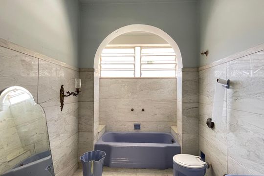 Banheiro Suíte de casa à venda com 3 quartos, 643m² em Grajaú, Rio de Janeiro
