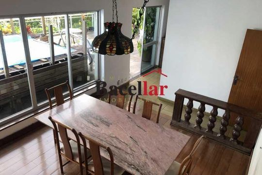 Apartamento à venda com 4 quartos, 322m² em Barra da Tijuca, Rio de Janeiro