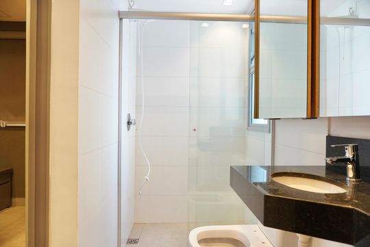 Banheiro da Suíte de apartamento para alugar com 1 quarto, 40m² em Barro Preto, Belo Horizonte