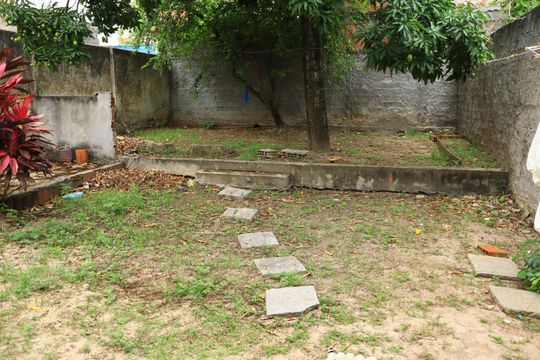 Quintal de casa para alugar com 7 quartos, 368m² em Itapuã, Salvador