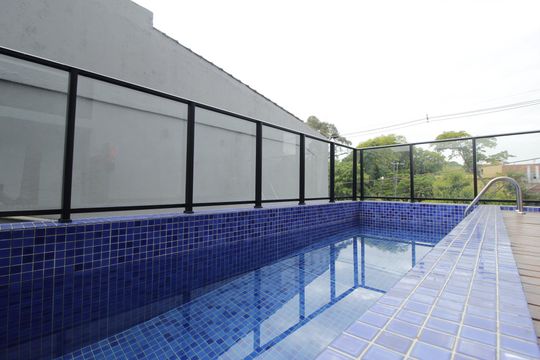 Área comum - Piscina de apartamento à venda com 1 quarto, 56m² em Jardim São Pedro, Porto Alegre