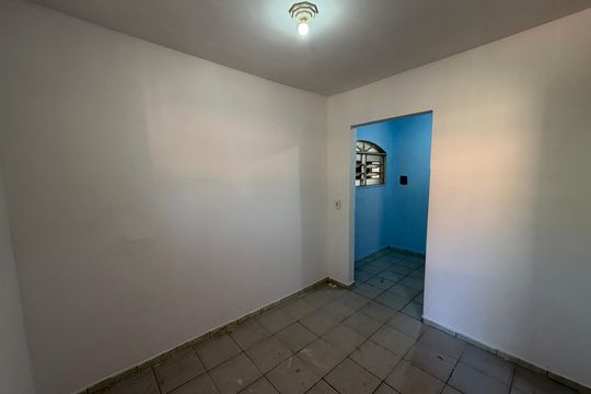 Sala  de kitnet/studio para alugar com 1 quarto, 34m² em Setor Habitacional Vicente Pires, Brasília