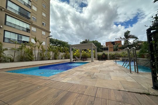 Área comum - Piscina de apartamento à venda com 1 quarto, 64m² em Alphaville Empresarial, Barueri